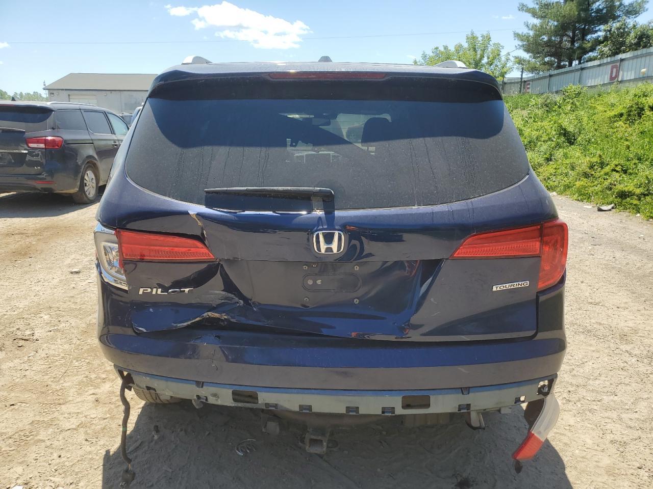 5FNYF5H94HB030410 HONDA PILOT 2017