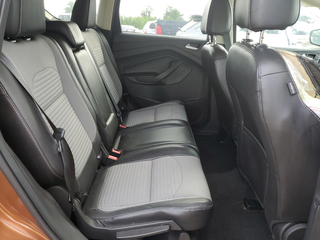 1FMCU0GD5HUC47279 FORD ESCAPE 2017