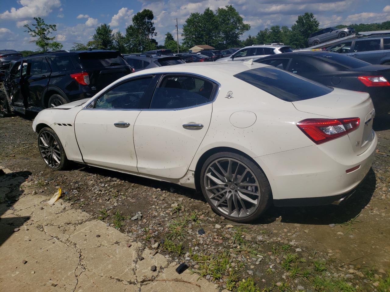 2015 Maserati Ghibli S vin: ZAM57RTAXF1129954