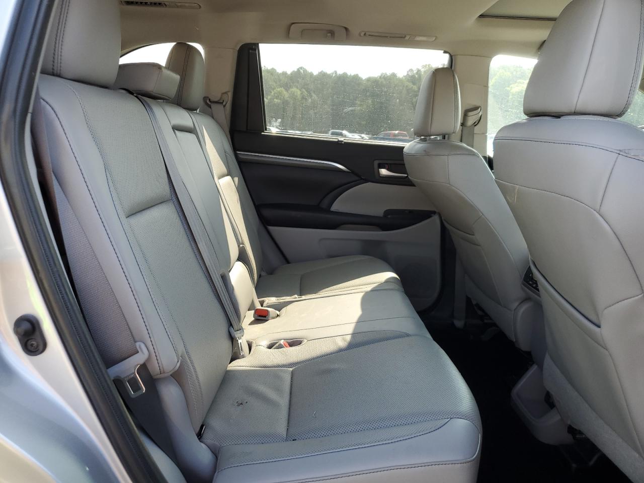 5TDYZRFH7KS332477 TOYOTA HIGHLANDER 2019