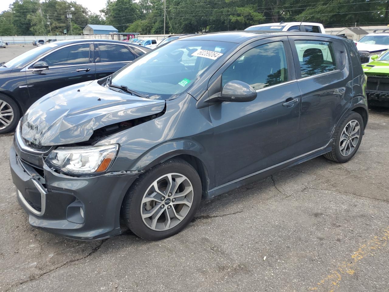 2019 Chevrolet Sonic Lt vin: 1G1JD6SB5K4141001