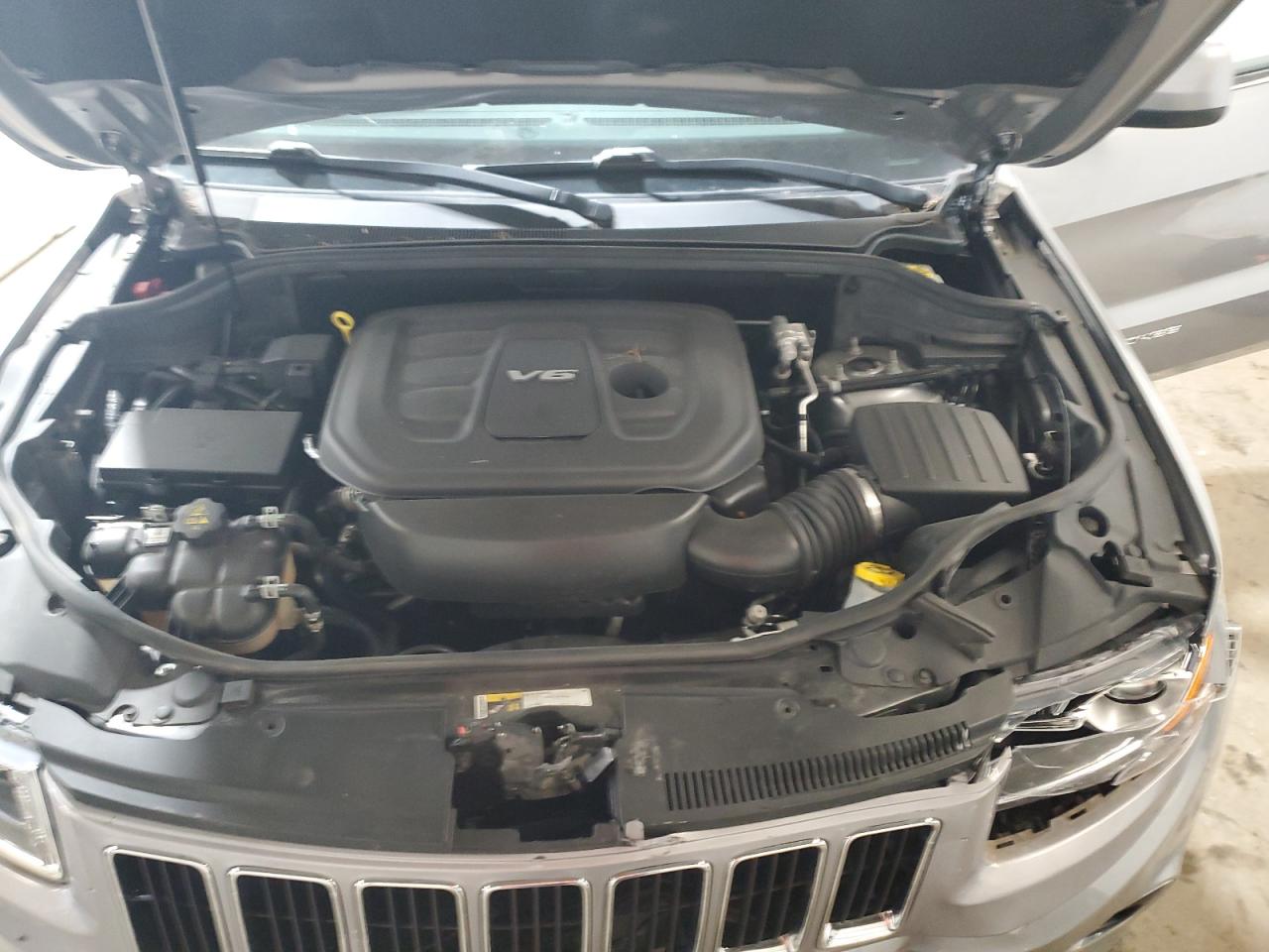 1C4RJFAG9GC390527 2016 Jeep Grand Cherokee Laredo