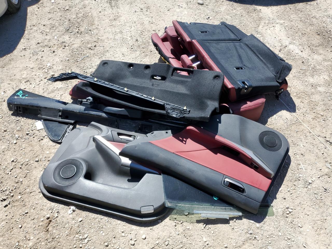 JTHBA1D26J5066238 2018 Lexus Is 300