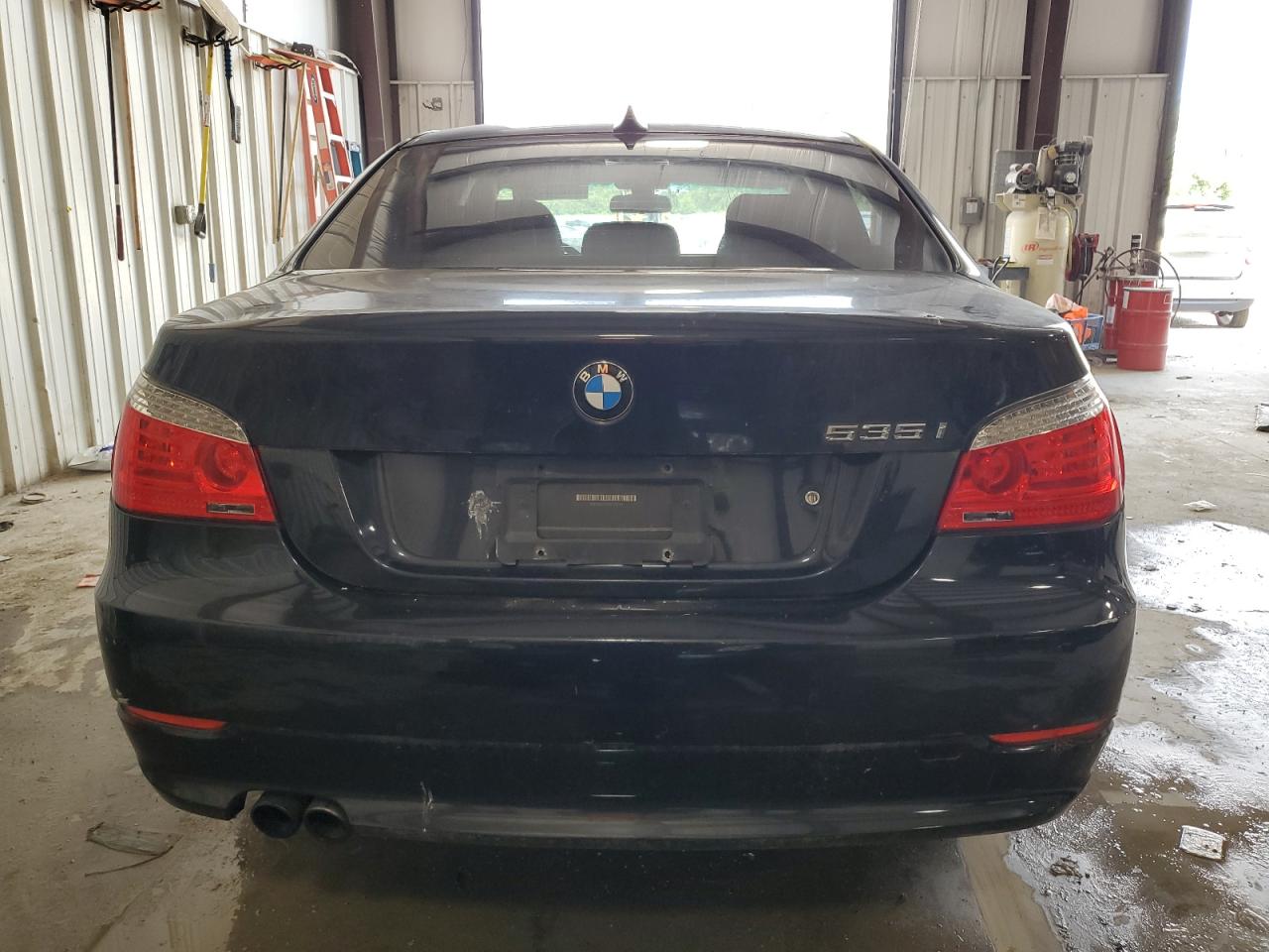 WBANV93529C135136 2009 BMW 535 Xi
