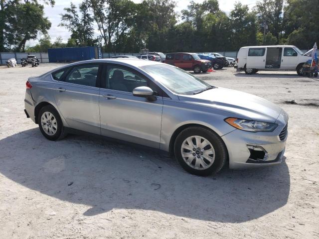 2020 Ford Fusion S VIN: 3FA6P0G71LR104662 Lot: 61063524