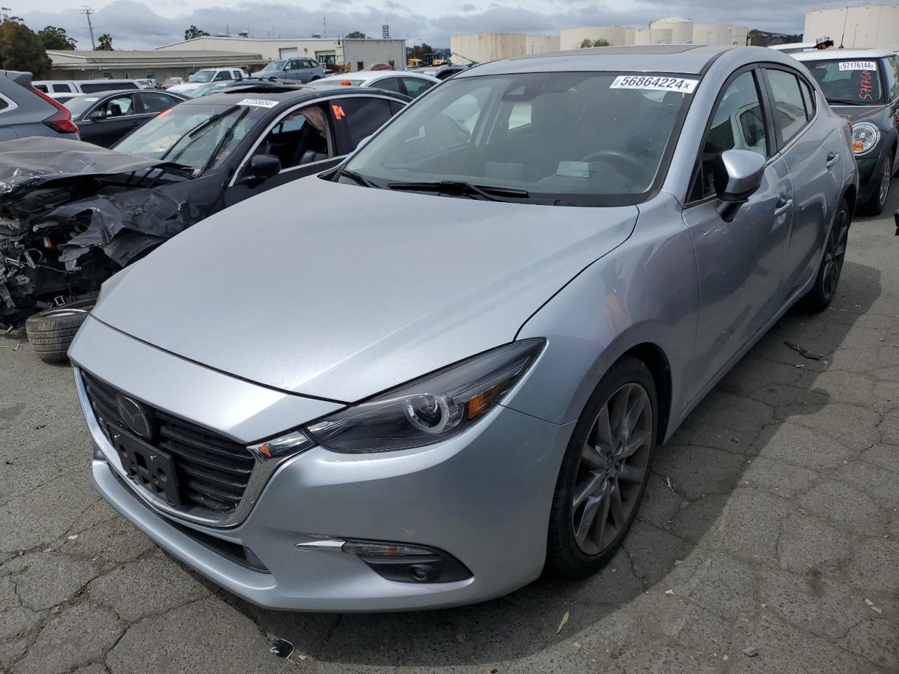 3MZBN1M37JM267345 2018 Mazda 3 Grand Touring