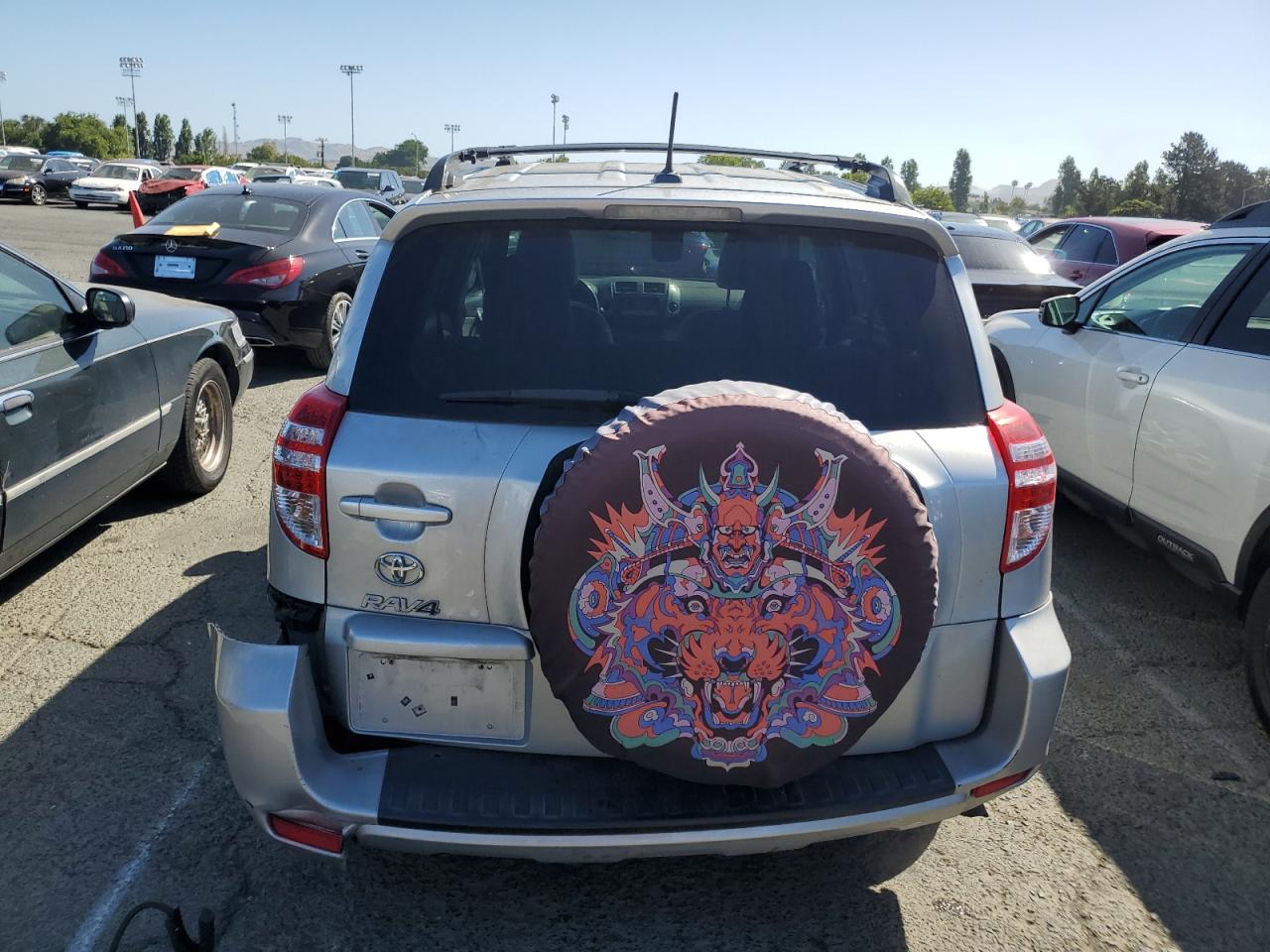 JTMZF4DV2B5040699 2011 Toyota Rav4