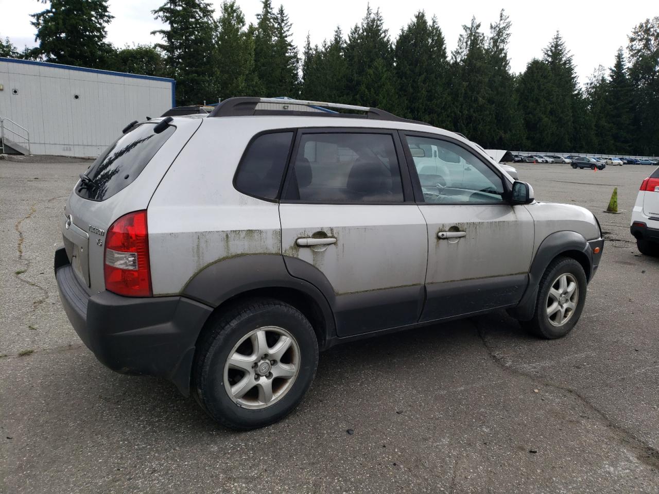 KM8JN72D95U054228 2005 Hyundai Tucson Gls