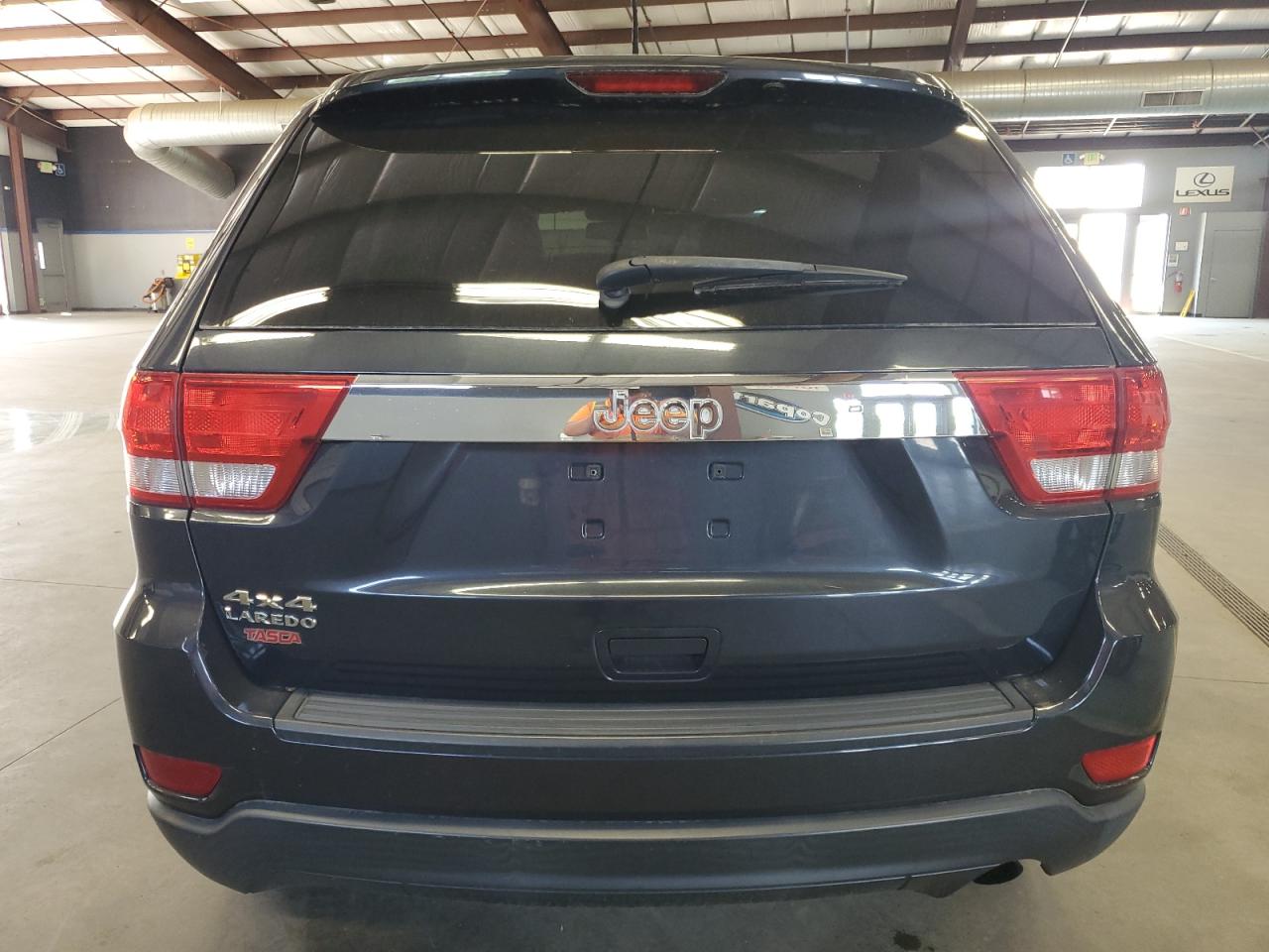 2013 Jeep Grand Cherokee Laredo vin: 1C4RJFAG0DC537507