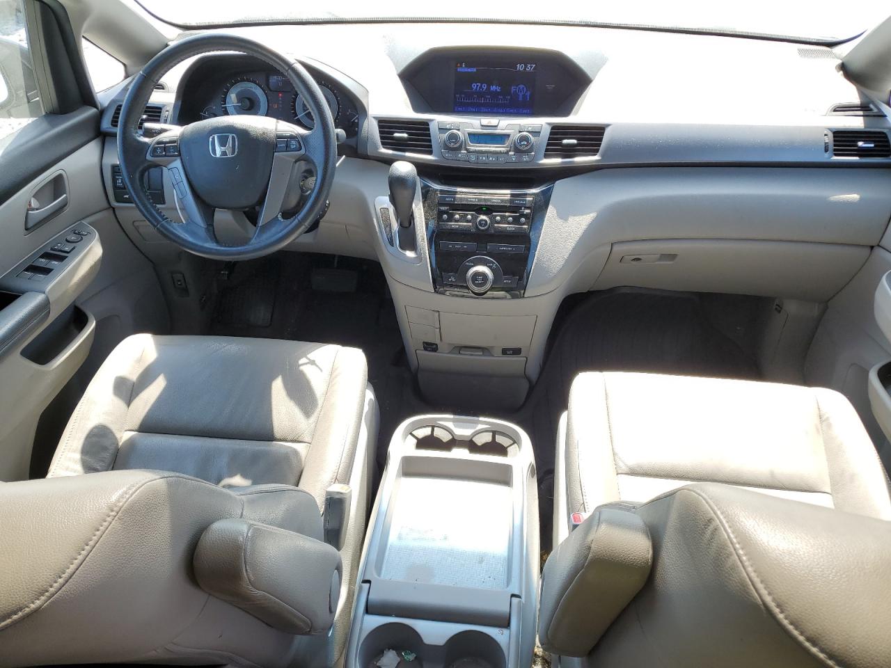 5FNRL5H68CB129565 2012 Honda Odyssey Exl
