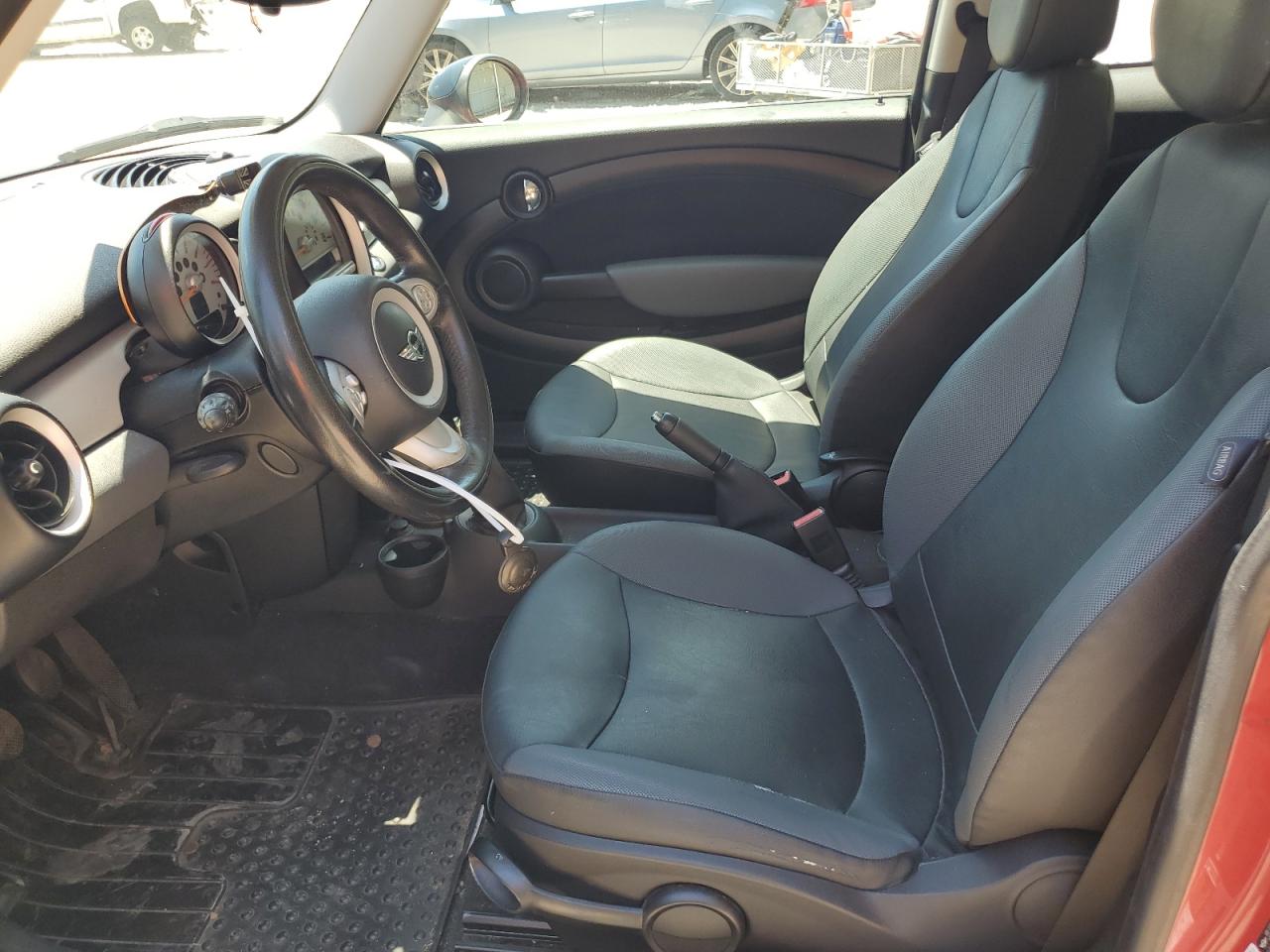 WMWMF3C53ATU78936 2010 Mini Cooper