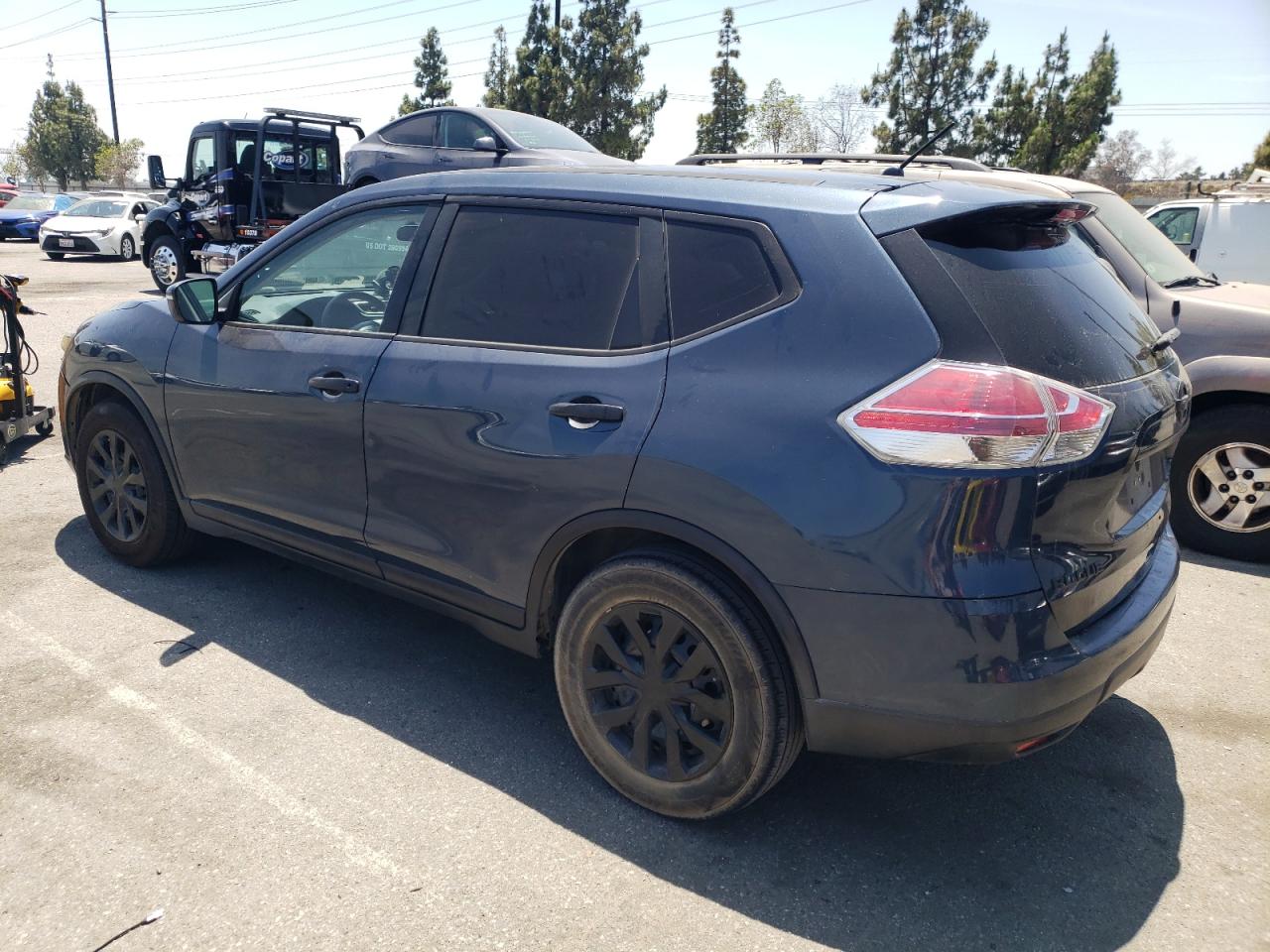 5N1AT2ML1FC770450 2015 Nissan Rogue S