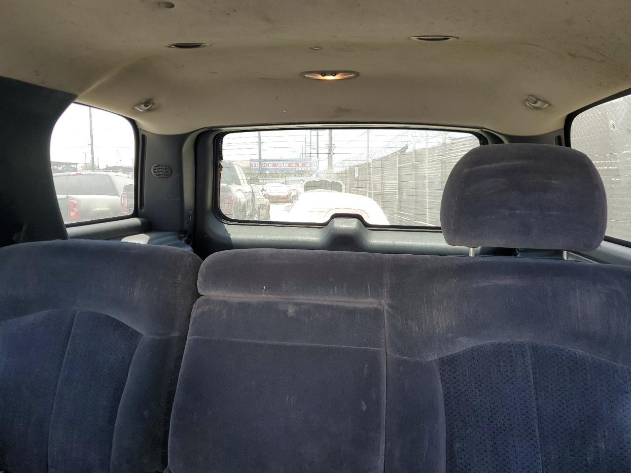 1GNEC13T72R129562 2002 Chevrolet Tahoe C1500