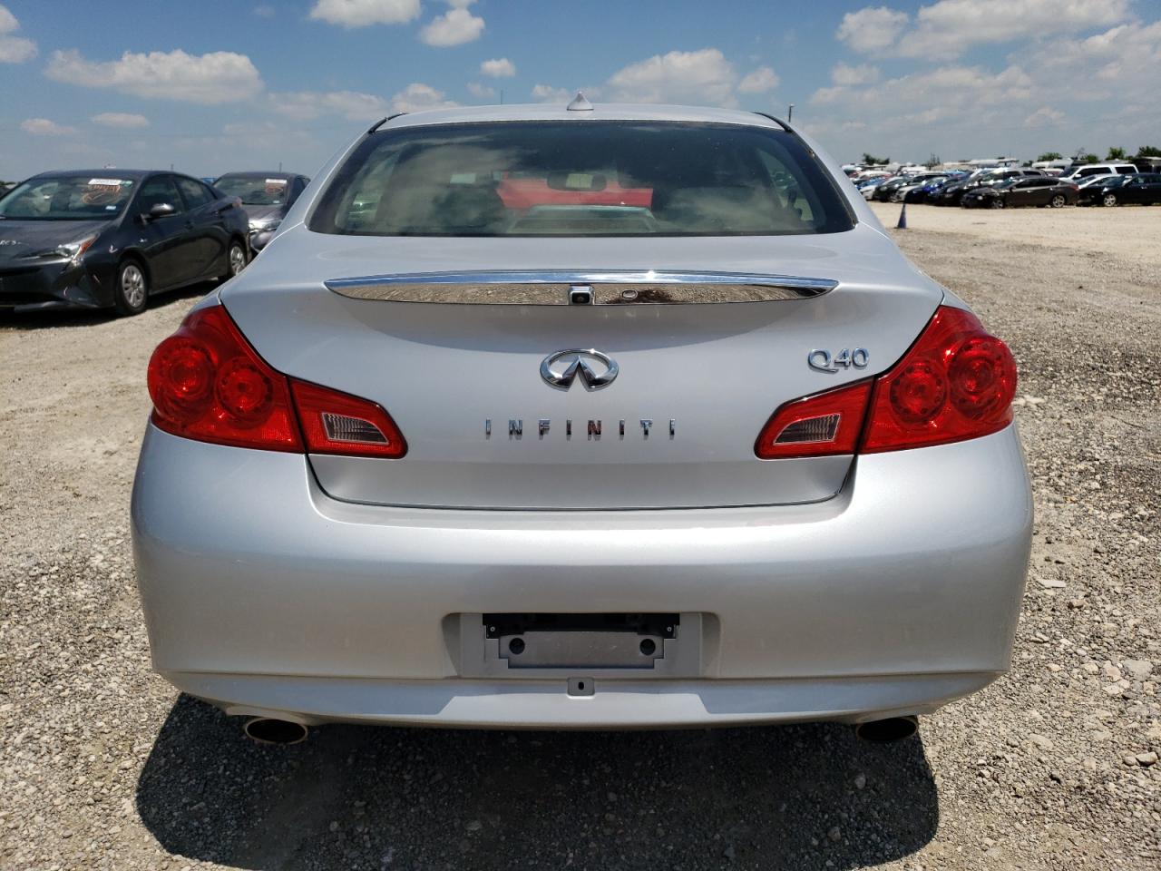 JN1CV6AP6FM502139 2015 Infiniti Q40