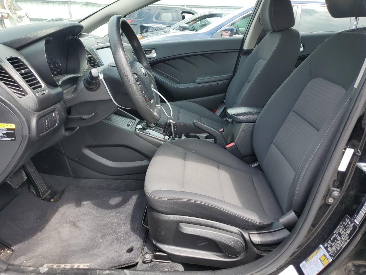 3KPFL4A76JE274672 2018 Kia Forte Lx