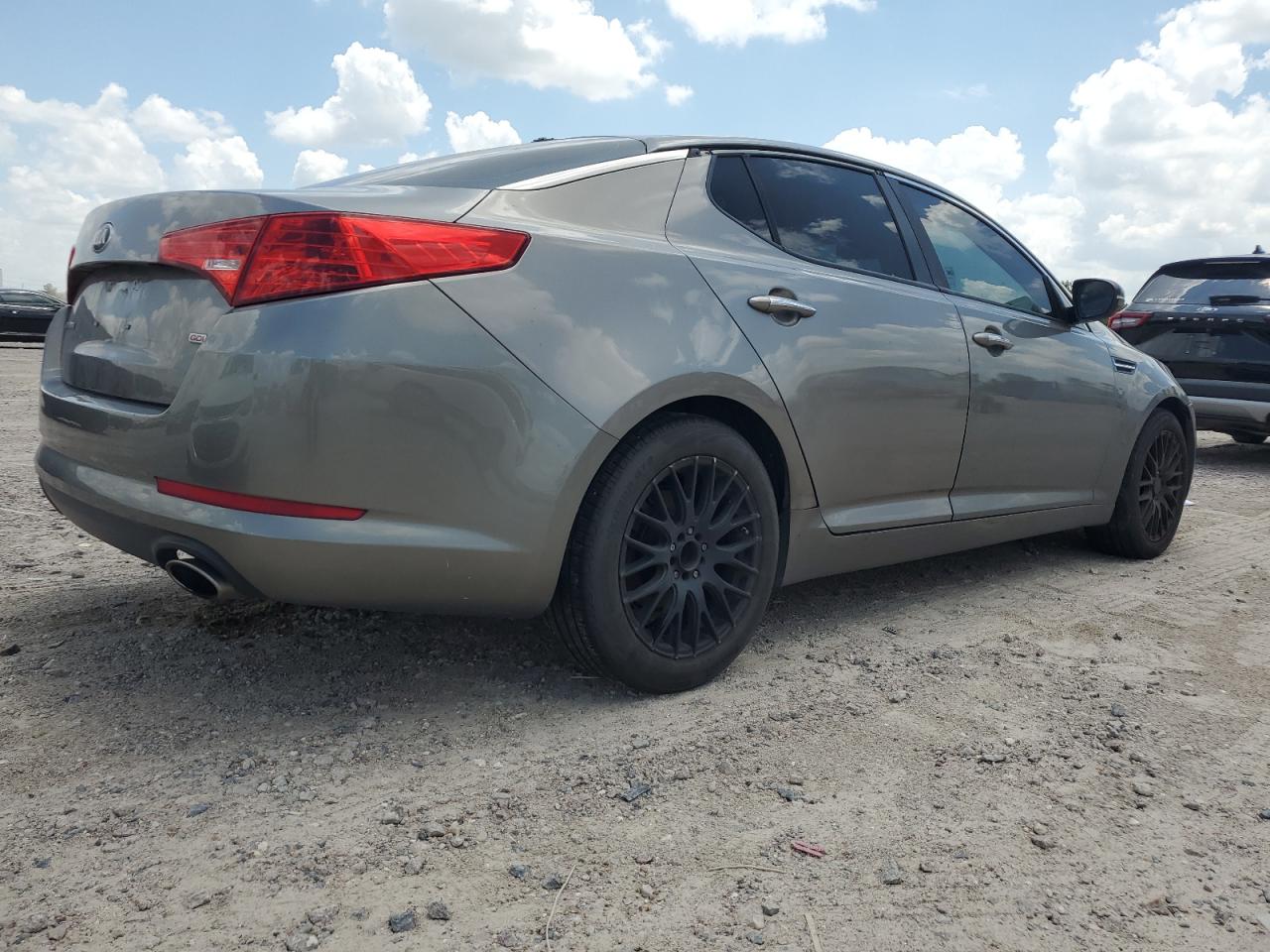 2013 Kia Optima Lx vin: 5XXGM4A75DG129880