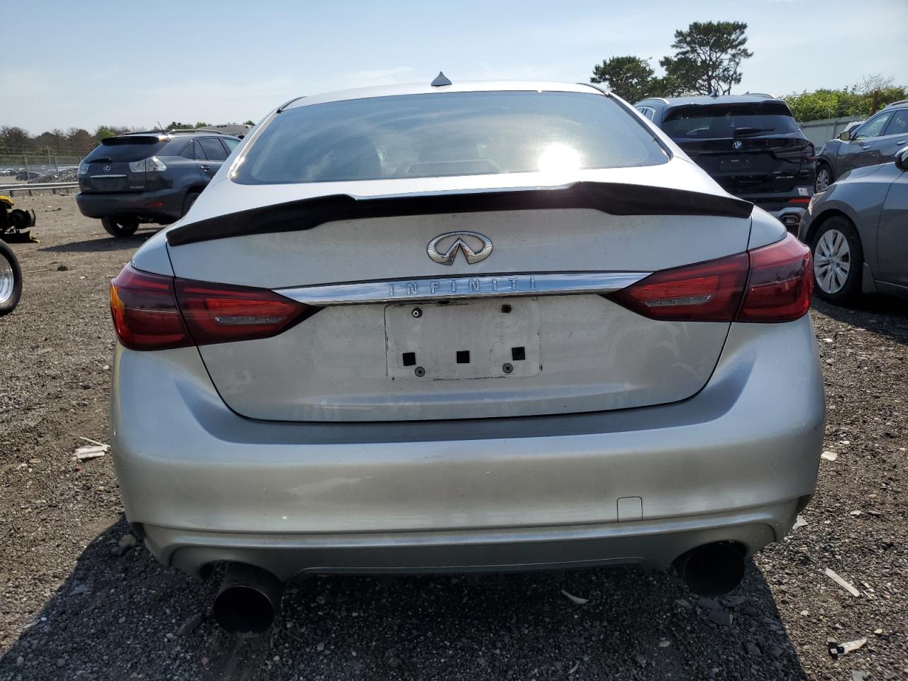 JN1EV7AR2JM443714 2018 Infiniti Q50 Luxe