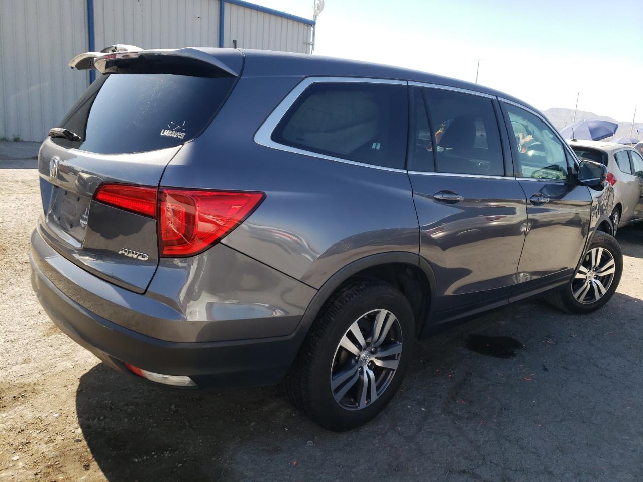 2016 Honda Pilot Exl vin: 5FNYF6H83GB092795