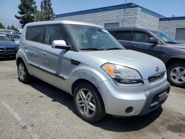 2010 Kia Soul + VIN: KNDJT2A28A7150311 Lot: 59876334