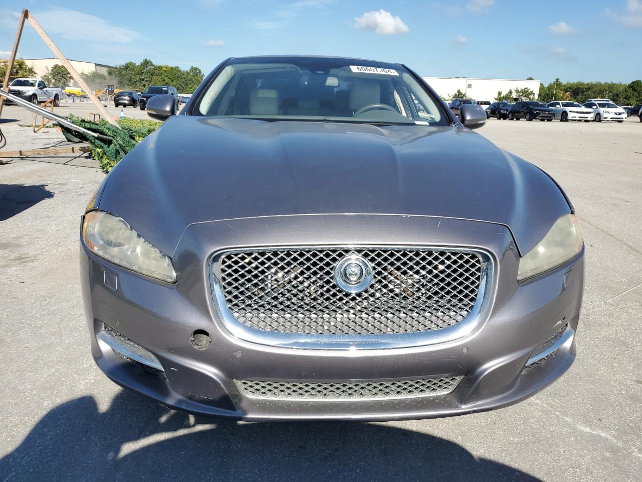 2013 Jaguar Xj vin: SAJWA1C7XD8V42835