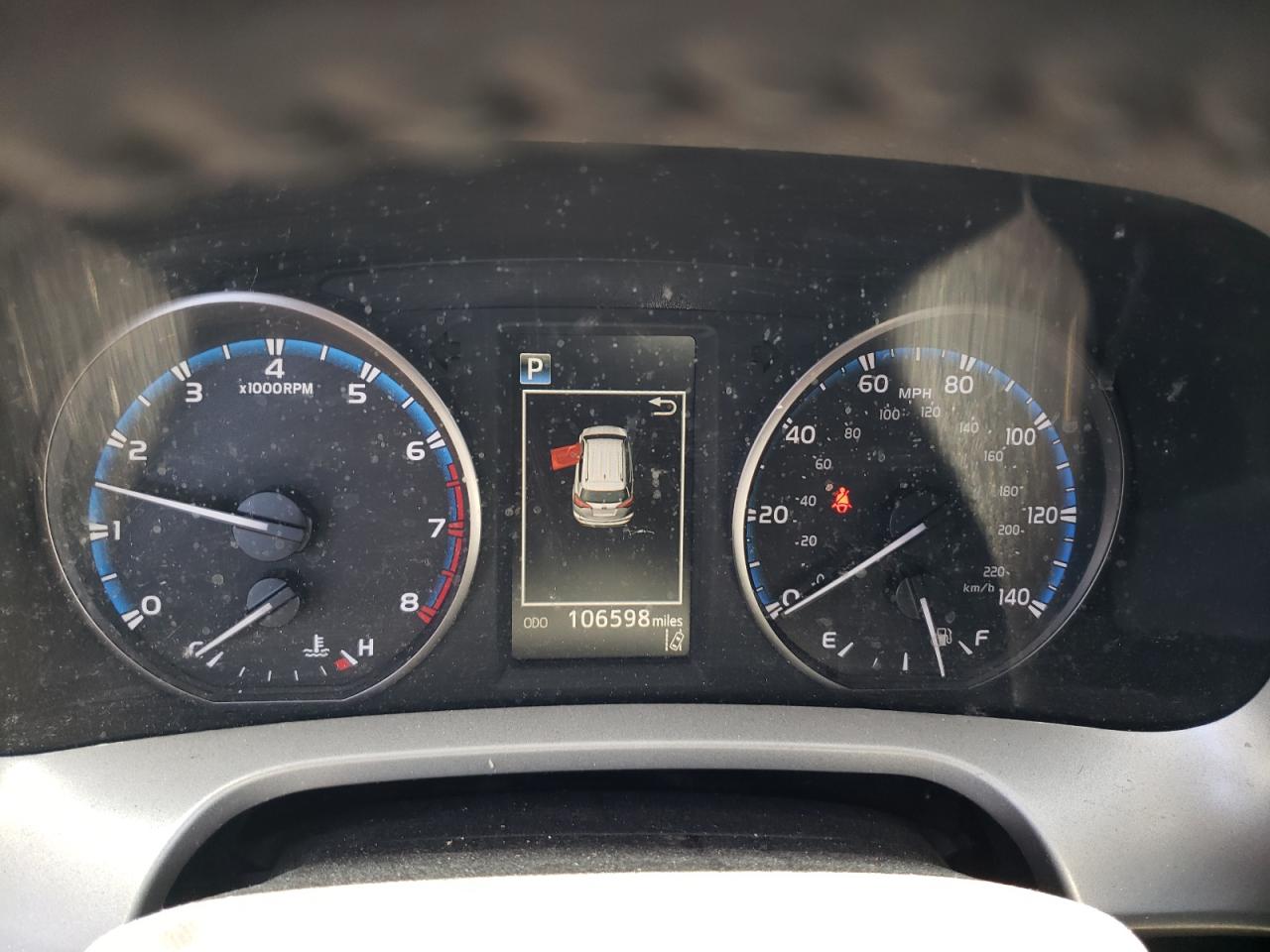 2T3RFREV0HW677202 2017 Toyota Rav4 Xle