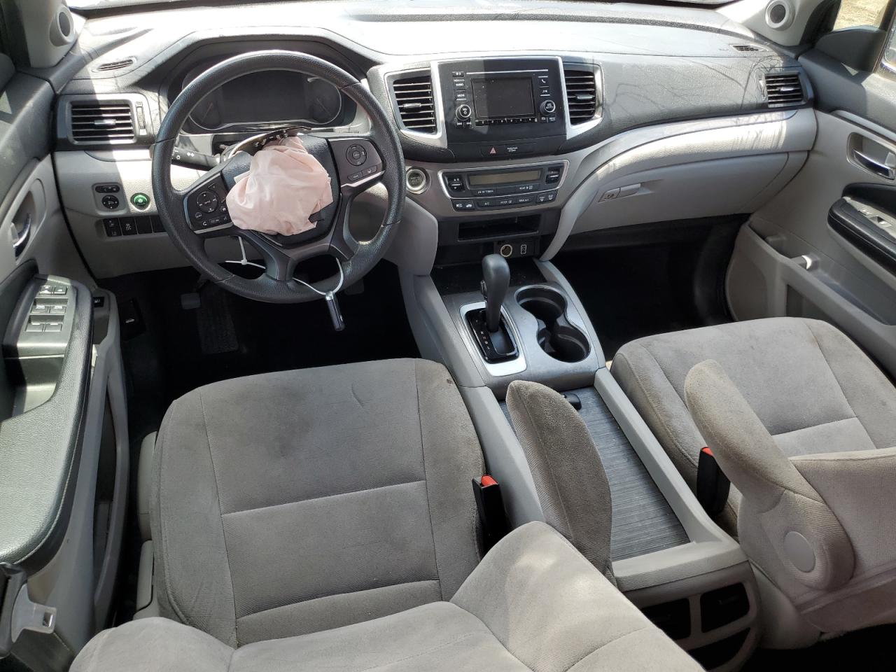 5FNYF5H15KB031034 2019 Honda Pilot Lx