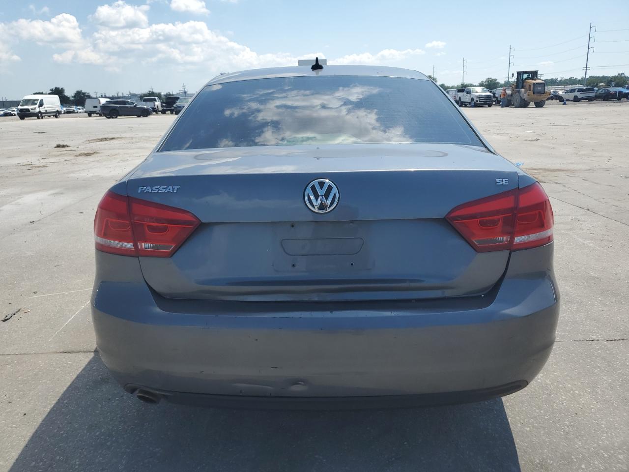 2013 Volkswagen Passat Se vin: 1VWBP7A34DC098456