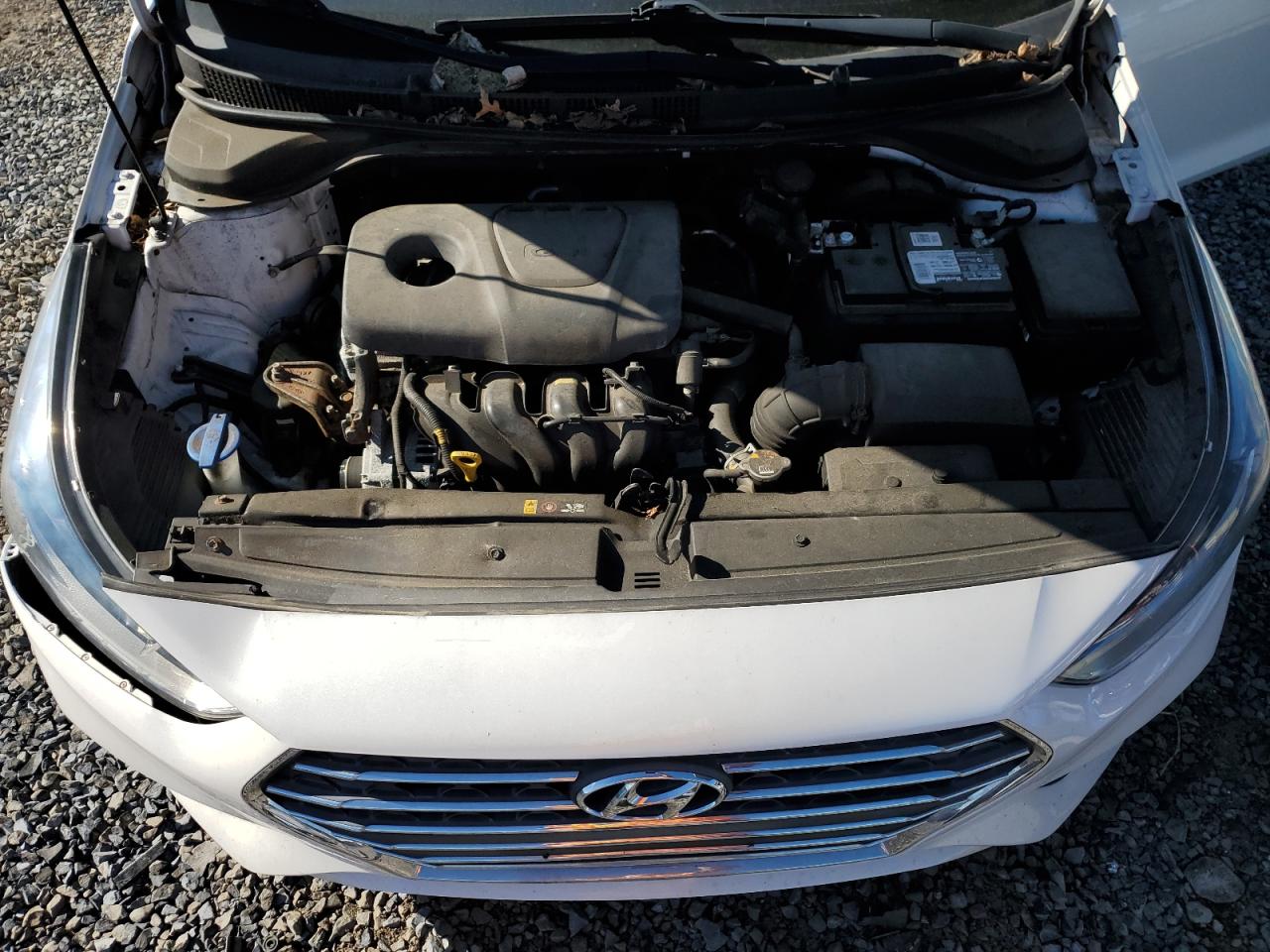 3KPC24A37KE043137 2019 Hyundai Accent Se