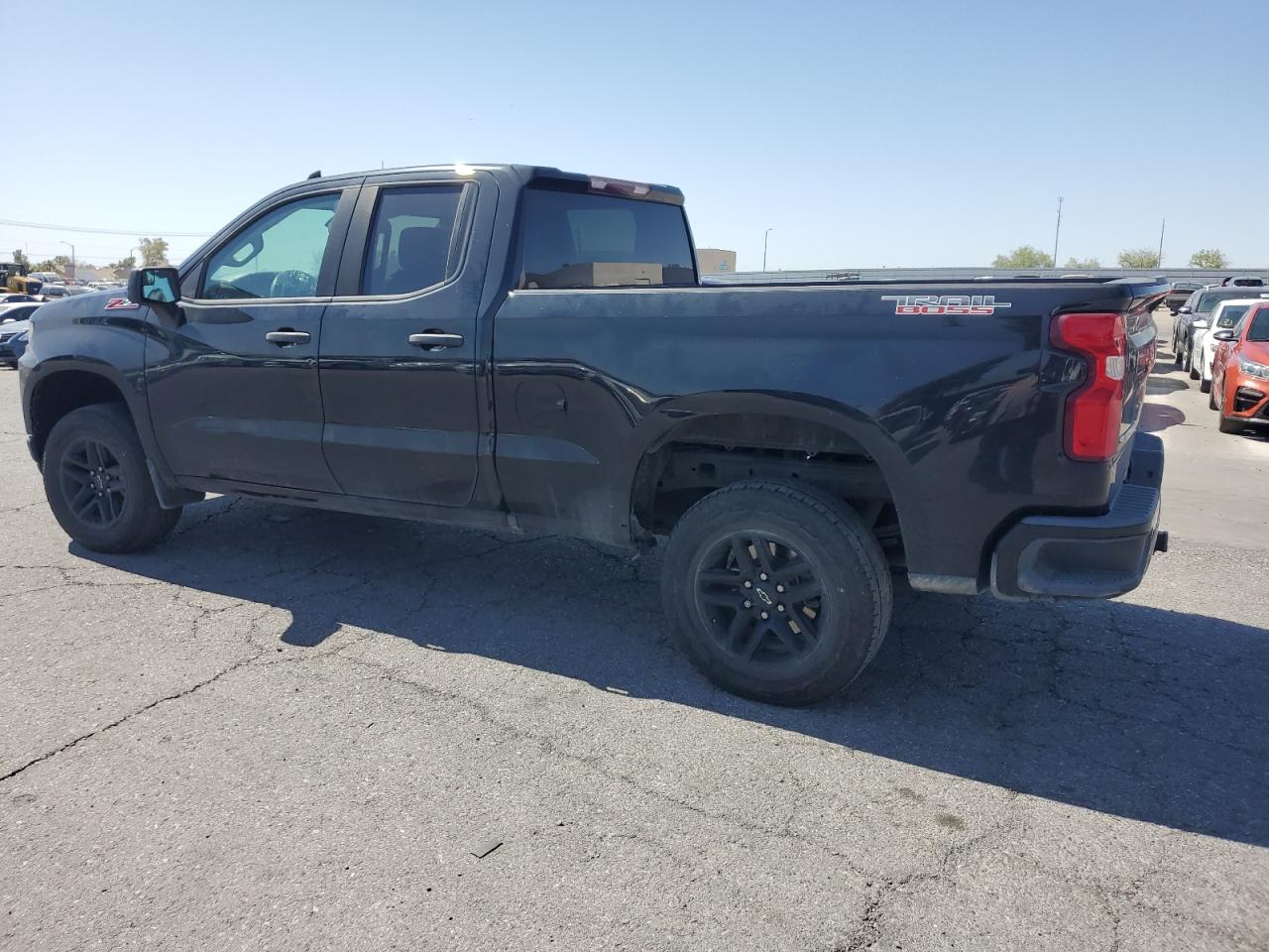 2019 Chevrolet Silverado K1500 Trail Boss Custom vin: 1GCRYCEF2KZ195130