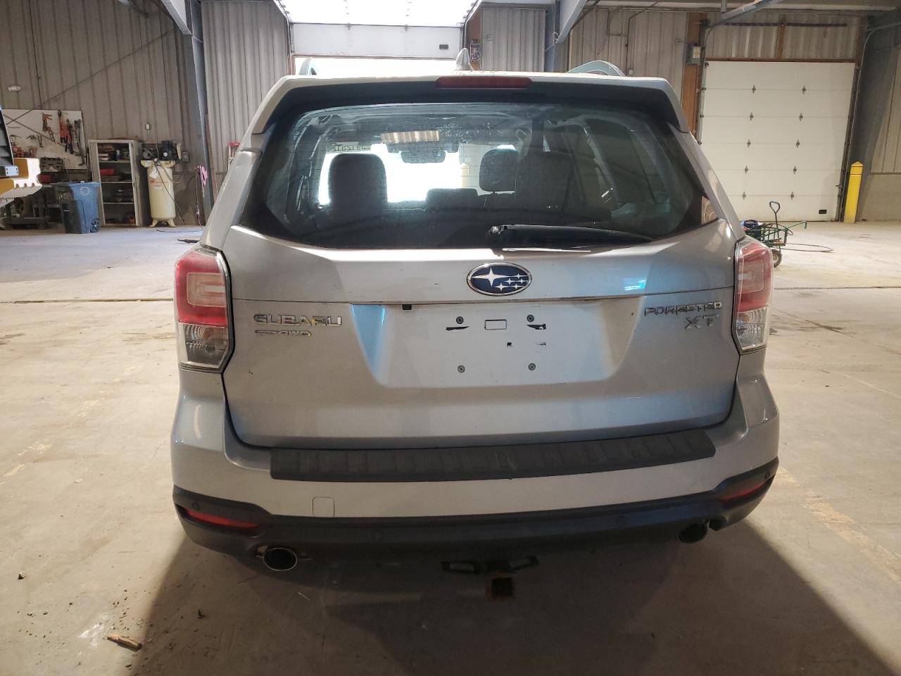 JF2SJGWC0JH431698 2018 Subaru Forester 2.0Xt Touring