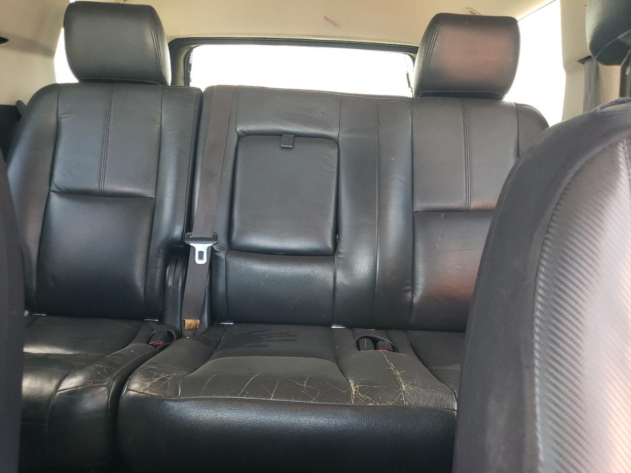 1GNSCAE01CR276693 2012 Chevrolet Tahoe C1500 Ls