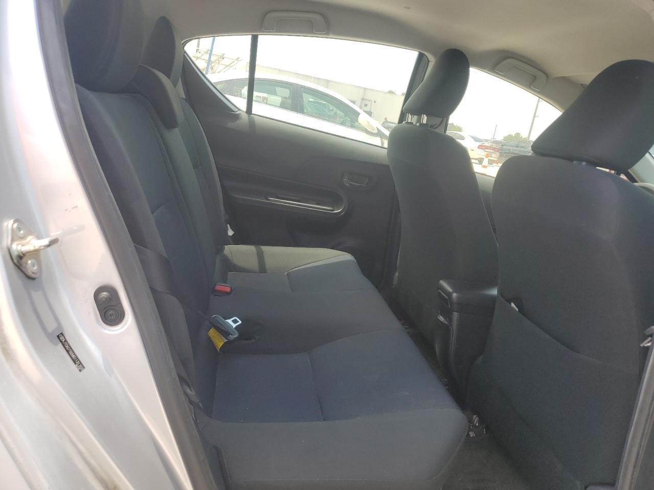 JTDKDTB34G1131703 2016 Toyota Prius C