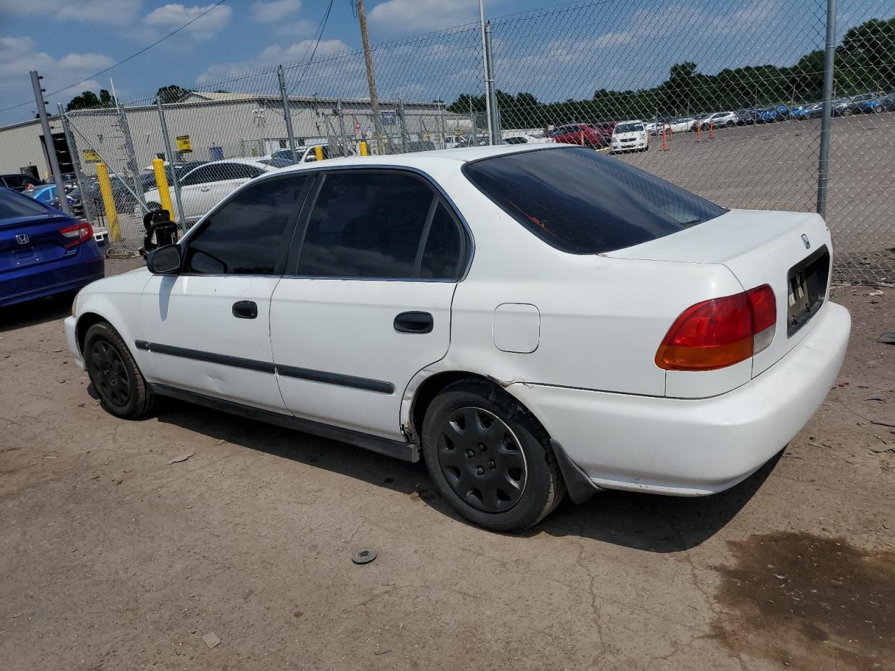 2HGEJ6677WH605519 1998 Honda Civic Lx