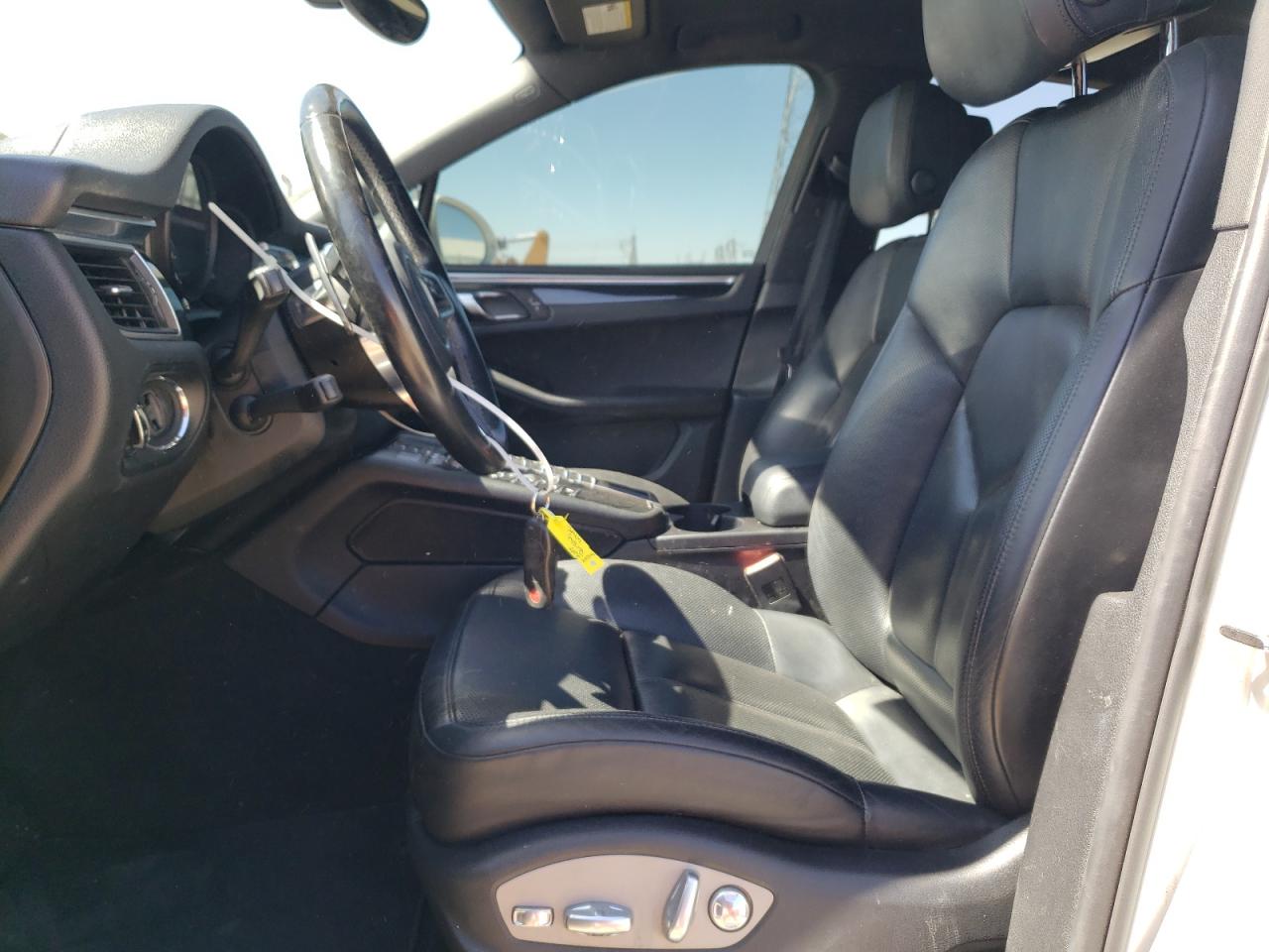 WP1AA2A53HLB06782 2017 Porsche Macan