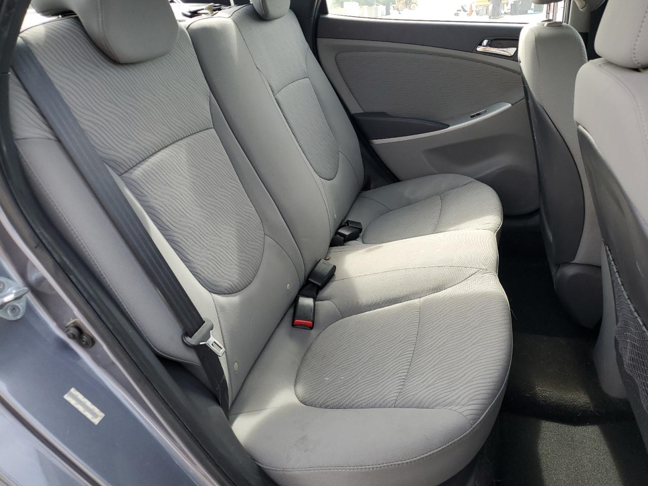 KMHCU4AEXDU468962 2013 Hyundai Accent Gls