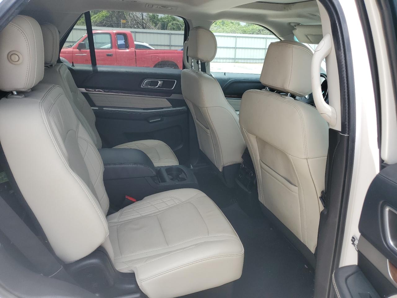 1FM5K8HT2GGC85861 2016 Ford Explorer Platinum