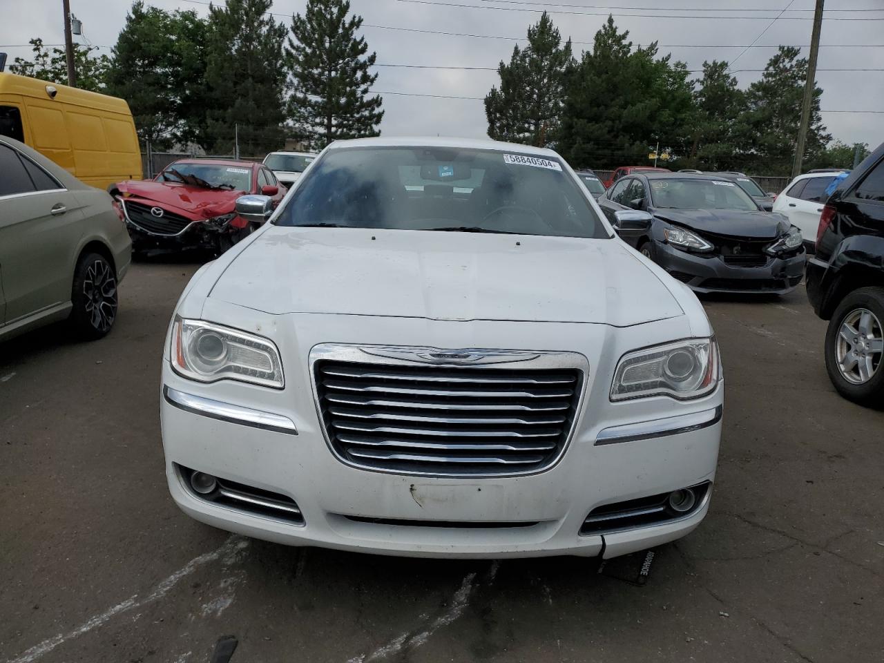 2014 Chrysler 300C vin: 2C3CCAKT5EH126380