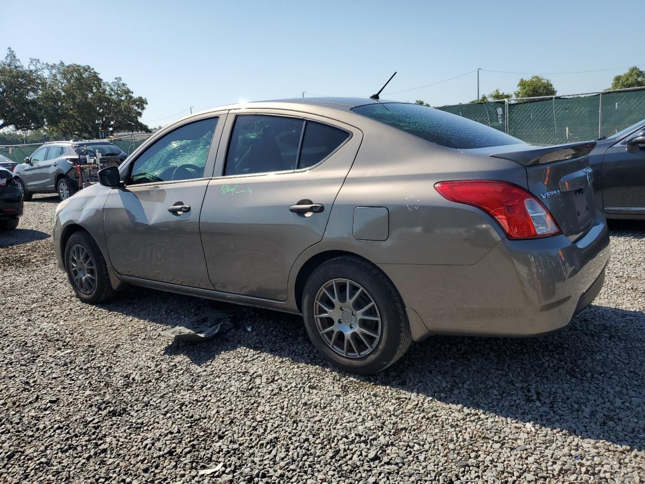 3N1CN7APXHL807355 2017 Nissan Versa S