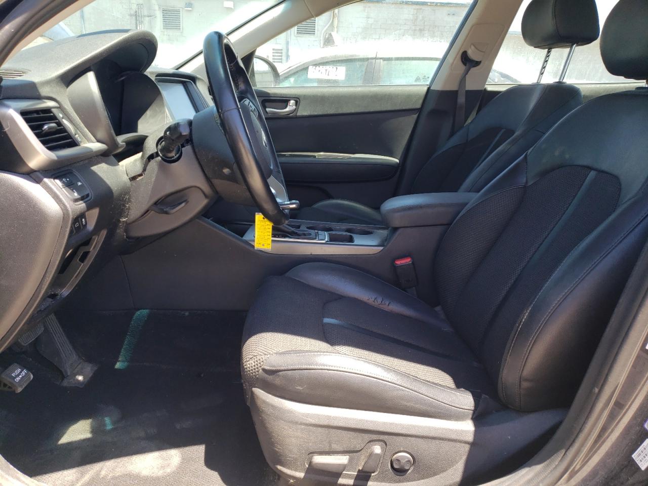 5XXGT4L34KG307613 2019 Kia Optima Lx