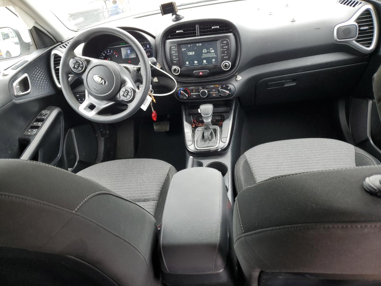 KNDJ23AU6M7148054 2021 Kia Soul Lx