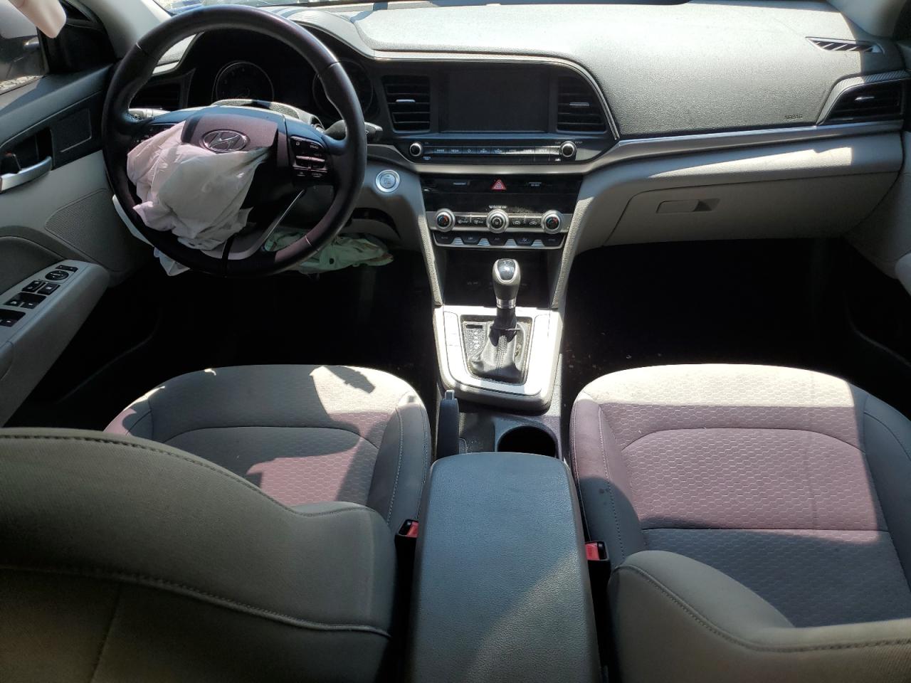 KMHD84LF8KU841556 2019 Hyundai Elantra Sel