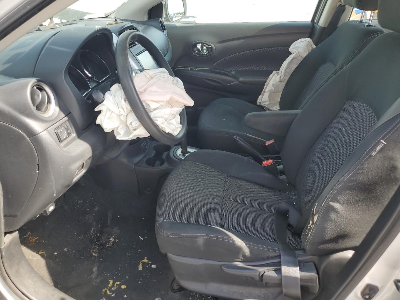 3N1CN7APXKL859446 NISSAN VERSA 2019