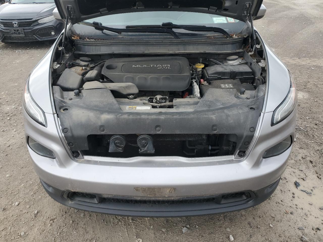 1C4PJLCB4FW737296 2015 Jeep Cherokee Latitude