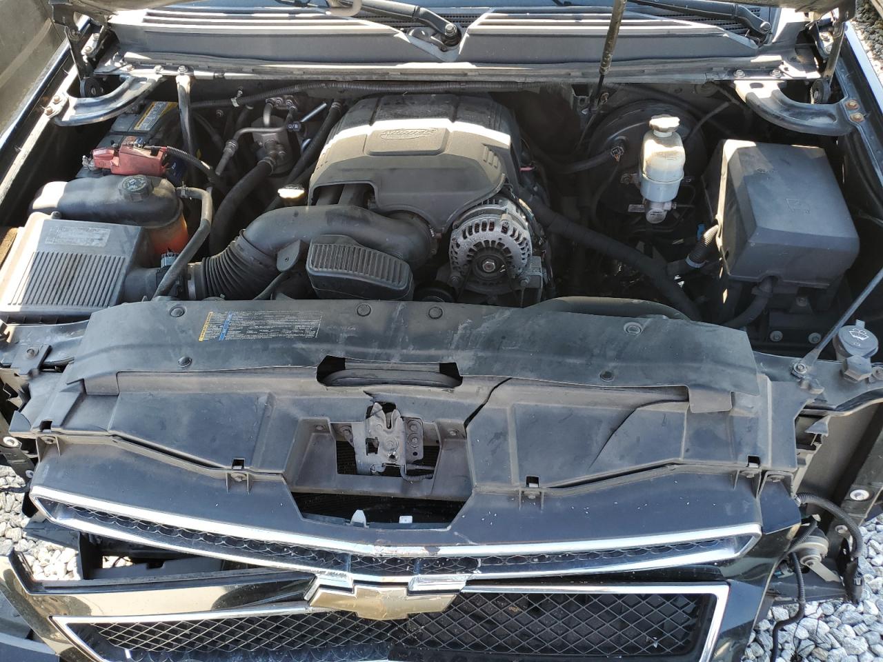 1GNMCBE39AR233189 2010 Chevrolet Tahoe C1500 Lt