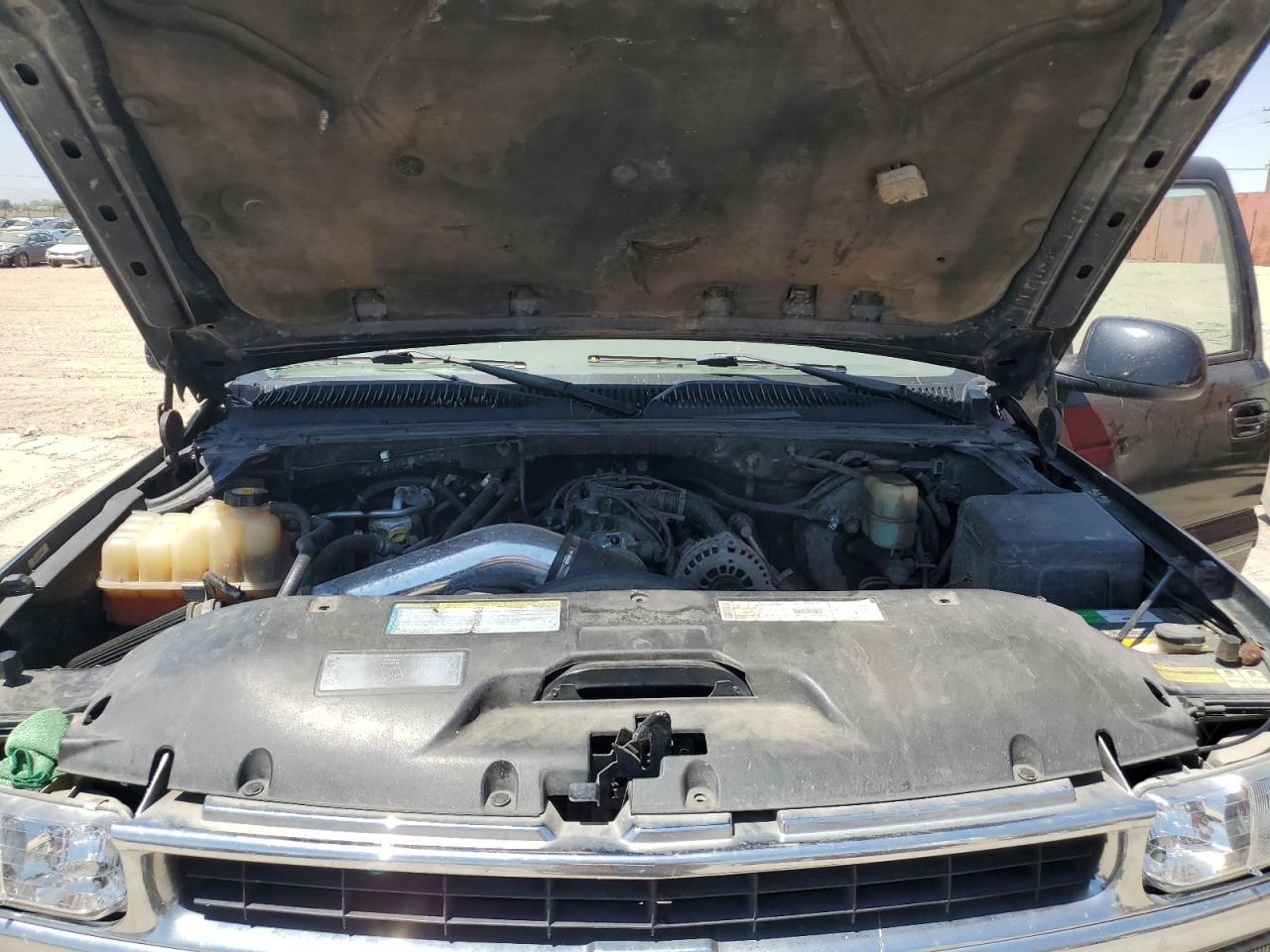 1GNEK13T5YJ154194 2000 Chevrolet Tahoe K1500