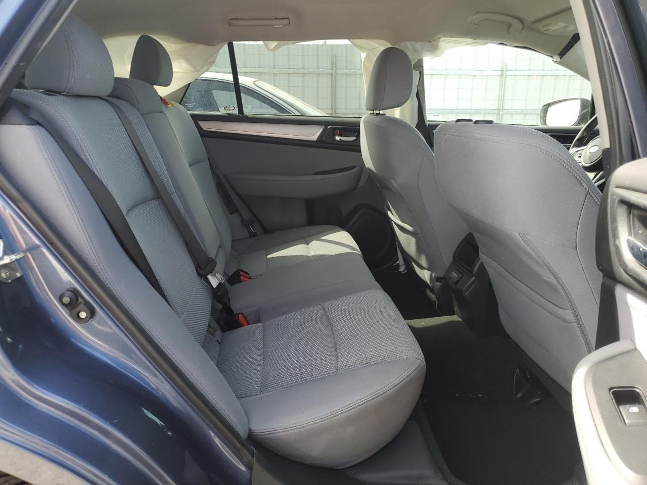 4S4BSACC7J3286312 2018 Subaru Outback 2.5I Premium