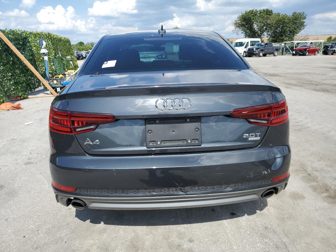 WAUKMAF40JA045848 2018 Audi A4 Premium