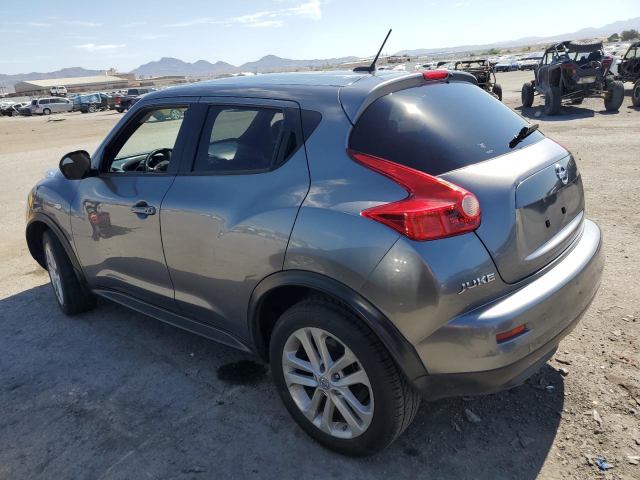 2014 Nissan Juke S vin: JN8AF5MR2ET359482