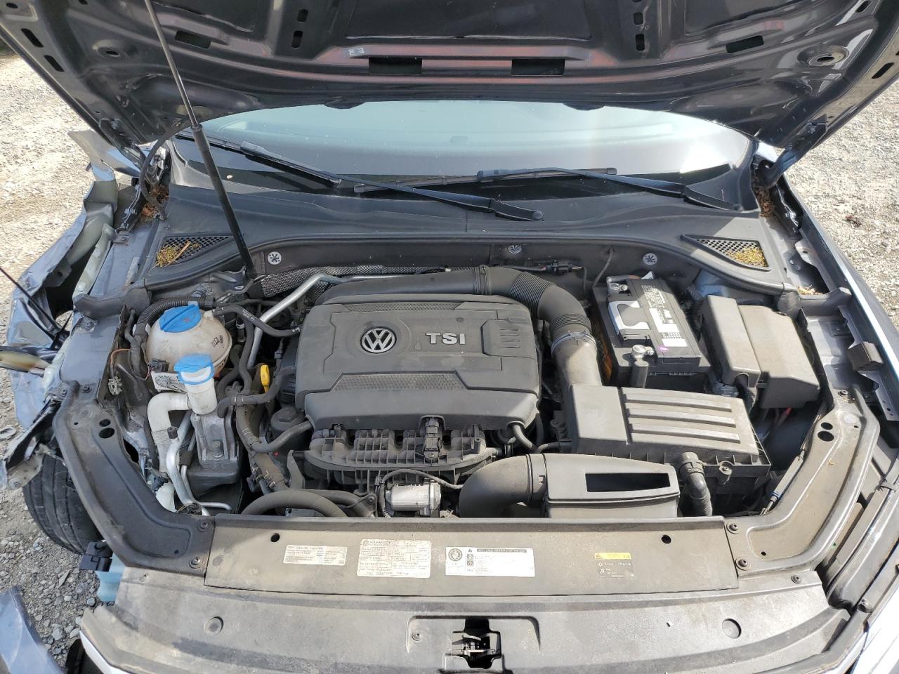 1VWGT7A37HC070089 2017 Volkswagen Passat Se