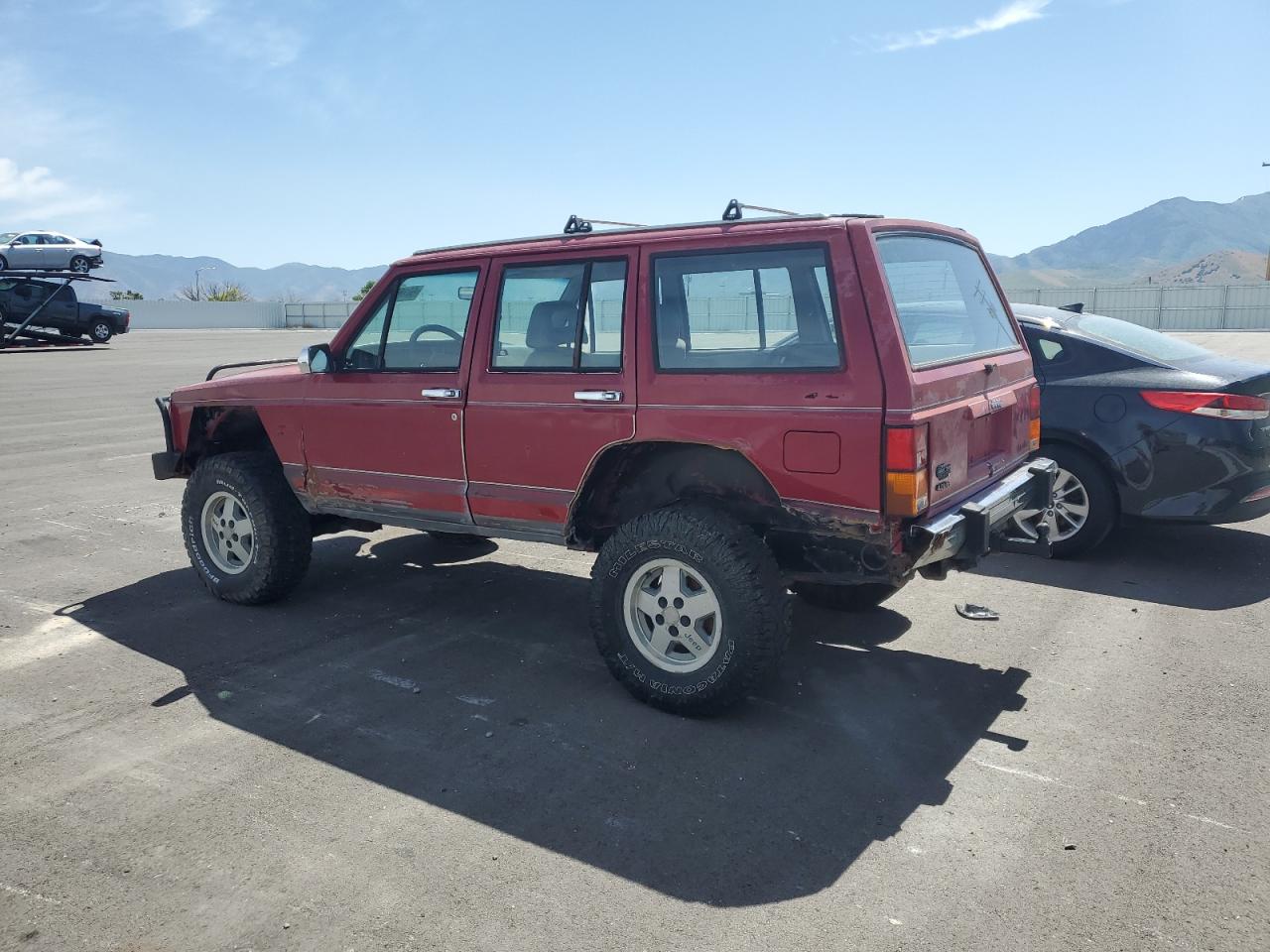 1JCMR7847JT138544 1988 Jeep Cherokee Laredo